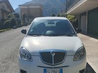 Usata Lancia Ypsilon 69 CV (50 kW) 2011 Bianco Utilitaria