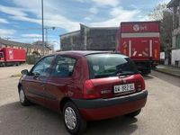 Usata Renault Clio II 1998 Rosso Berlina