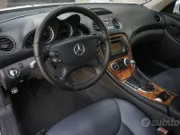 Begagnad Mercedes SL500 306 HK (225 kW) 2002 Silver Cab