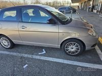 Usata Lancia Ypsilon 60 CV (44 kW) 2011 Grigio Utilitaria