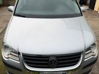 Usata VW Touran Conceptline 105 CV (77 kW) 2008 Grigio Monovolume