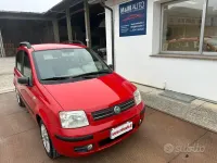 Usata Fiat Panda Dynamic 60 CV (44 kW) 2005 Rosso Utilitaria