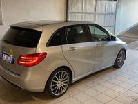 Usata Mercedes 180 109 CV (80 kW) 2015 Grigio Berlina