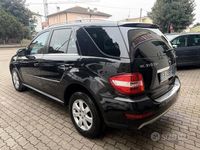 Usata Mercedes ML350 Premium 224 CV (164 kW) 2010 Nero SUV