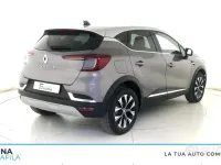 Usata Renault Captur Techno 91 CV (66 kW) 2024 Grigio scuro tetto grigio chiaro SUV