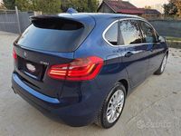 Usata BMW 218 Sport Line 140 CV (102 kW) 2019 Blu Station wagon