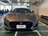 Usata Jaguar F-Type R-Dynamic 450 CV (330 kW) 2023 Grigio Coupé