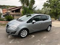 Usata Opel Meriva 95 CV (69 kW) 2011 Grigio Monovolume