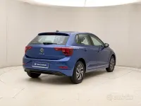 Usata VW Polo Life 95 CV (69 kW) 2025 Blu Utilitaria