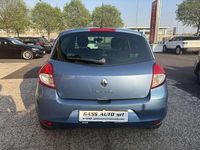 Usata Renault Clio II 75 CV (55 kW) 2011 Blu/azzurro Berlina