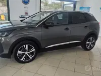 Usata Peugeot 3008 Allure 131 CV (96 kW) 2022 Grigio SUV