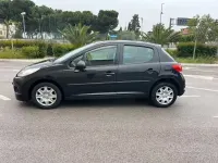 Usata Peugeot 207 95 CV (69 kW) 2010 Nero Berlina
