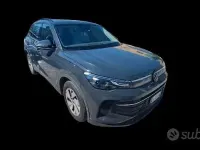 Usata VW Tiguan Life 150 CV (110 kW) 2024 Nero SUV