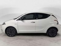 Usata Lancia Ypsilon Gold 69 CV (50 kW) 2019 Bianco Utilitaria