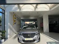 Usata Peugeot 2008 Allure 131 CV (96 kW) 2020 Grigio metallizzato SUV