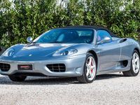 Usata Ferrari 360 400 CV (294 kW) 2005 Grigio titanio Coupé