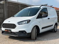 Usata Ford Courier 100 CV (73 kW) 2023 Bianco Monovolume