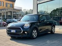 Usata Mini Cooper 102 CV (75 kW) 2016 Nero Utilitaria