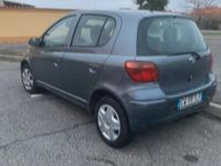 Usata Toyota Yaris 2005 Grigio Berlina