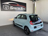Usata Renault Twingo SE 70 CV (51 kW) 2015 Azzurro Utilitaria