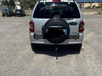Usata Jeep Cherokee 163 CV (119 kW) 2005 Grigio SUV