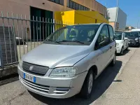 Usata Fiat Multipla Dynamic 103 CV (75 kW) 2009 Grigio Monovolume