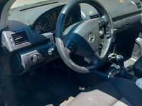 Usata Mercedes A200 109 CV (80 kW) 2006 Grigio Utilitaria