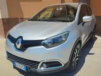Usata Renault Captur 90 CV (66 kW) 2014 Argento SUV