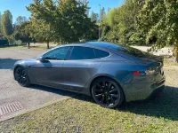 Usata Tesla Model S 158 kW (215 CV) 2017 Grigio Utilitaria