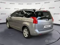 Usata Peugeot 5008 Allure 120 CV (88 kW) 2016 Grigio Monovolume