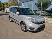 Usata Fiat Doblò Lounge 95 CV (69 kW) 2015 Grigio Monovolume
