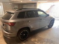 Usata Skoda Karoq 190 CV (139 kW) 2023 Grigio SUV
