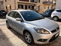 Usata Ford Focus 110 CV (80 kW) 2011 Grigio Berlina