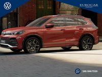 Usata VW Tiguan R-line Plus 204 CV (150 kW) 2024 Persimmon red metallizzato SUV