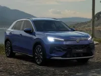 Nuova VW T-Roc Life 116 CV (85 kW) 2026 Blu SUV