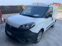 Usata Fiat Doblò 90 CV (66 kW) 2021 Bianco Monovolume