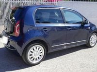 Usata VW up! Highline 75 CV (55 kW) 2012 Blu Utilitaria