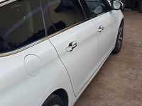 Usata Peugeot 308 Allure 120 CV (88 kW) 2015 Bianco Station wagon