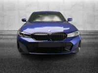 Usata BMW 330 M Sport 286 CV (210 kW) 2024 Blu/azzurro Berlina
