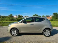 Usata Lancia Ypsilon 80 CV (58 kW) 2014 Giallo Utilitaria