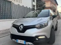 Usata Renault Captur 90 CV (66 kW) 2016 SUV