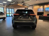 Usata Toyota Yaris Cross Trend 116 CV (85 kW) 2022 Grigio SUV