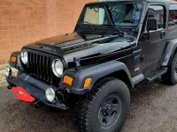 Usata Jeep Wrangler Sport 118 CV (86 kW) 1998 Nero SUV