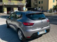 Usata Renault Clio 75 CV (55 kW) 2012 Grigio Berlina