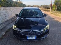 Usata Opel Astra Business 110 CV (80 kW) 2018 Nero Station wagon