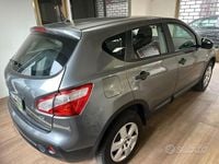 Usata Nissan Qashqai Visia 110 CV (80 kW) 2012 Grigio SUV