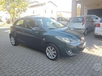 Begagnad Mazda 2 Trendy 75 HK (55 kW) 2011 Grå Halvkombi