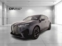 Nuova BMW iX Comfort Edition 384 kW (523 CV) 2026 Storm bay SUV