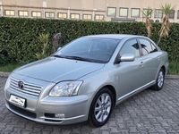 Usata Toyota Avensis 129 CV (94 kW) 2004 Grigio Berlina