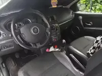 Usata Renault Clio II LE 75 CV (55 kW) 2007 Berlina